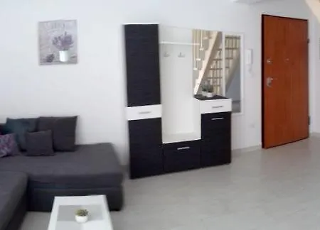 Apartmán With One Bedroom In With Wonderful Sea View Furnished Terrace And Wifi