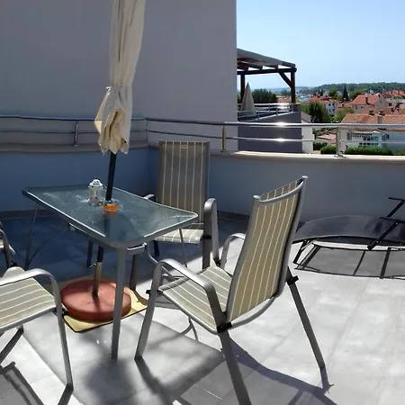 With One Bedroom In With Wonderful Sea View Furnished Terrace And Wifi * Medulin